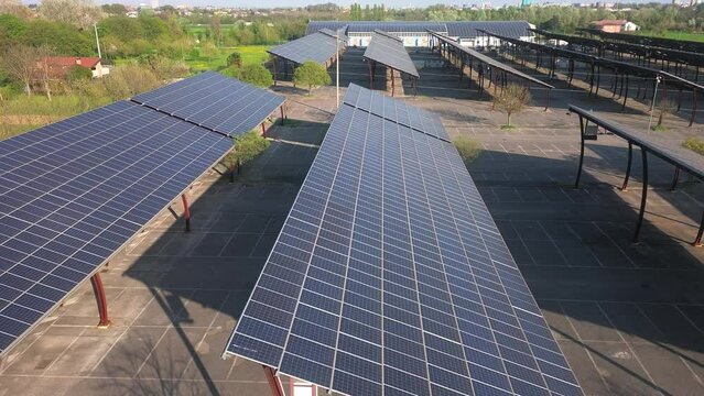 Pensiline fotovoltaiche