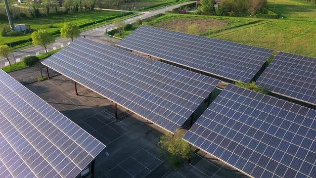 Pensiline fotovoltaiche