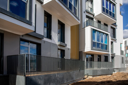 Sleek Urban Living: Modern Residential Developments