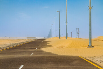 United Arab Emirates - Road cover with sand