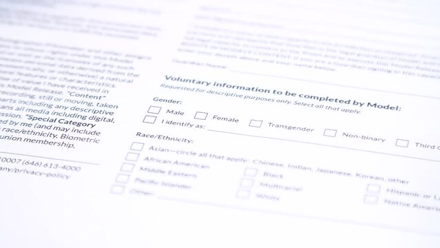 close-up of the columns in the gender selection form