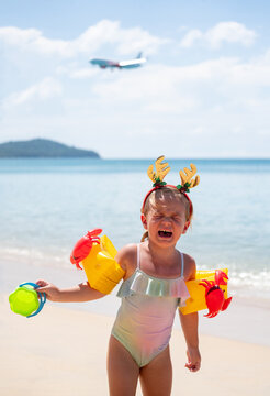 sunny season greeting xmas crying child beach lifestyle