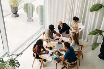 Business meeting in office