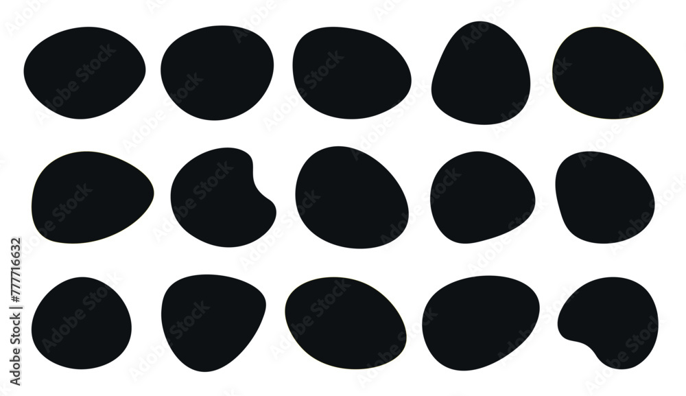 Wall mural a set of hand drawn doodle blank text frames. black text box. empty speech bubbles on white backgrou