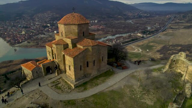 Djvari Monastery overlooking the confluence of the Aragvi and Mtkvari rivers. Georgia