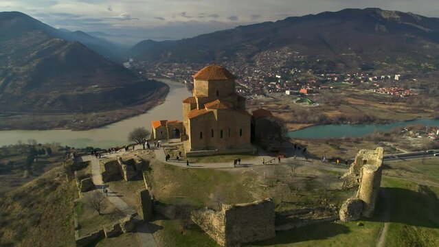 Djvari Monastery overlooking the confluence of the Aragvi and Mtkvari rivers. Georgia