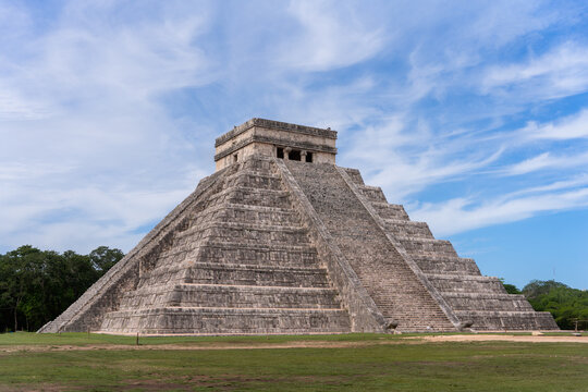 Mayan Pyramid In Chichen Itza
Mexico.