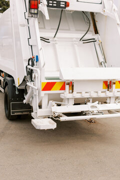 White garbage truck