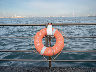 横浜市港湾局の救命浮き輪