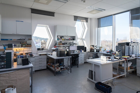 Nanostructured Materials And Sensors Laboratory Room