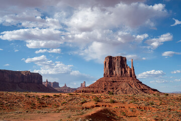 Sunny day Over the Mittens in Monument Valley Tribal Park