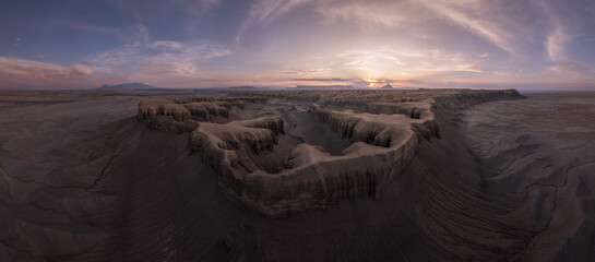Badlands and desert formations
