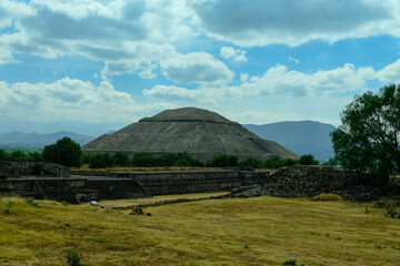 Teotihuacan w Meksyku - perełka Azteków  - obrazy, fototapety, plakaty