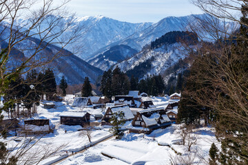 世界遺産　五箇山・相倉合掌造り集落の雪景色