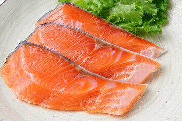 生サーモンの切身