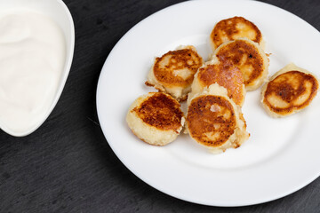 homemade small cheesecakes pancakes close-up