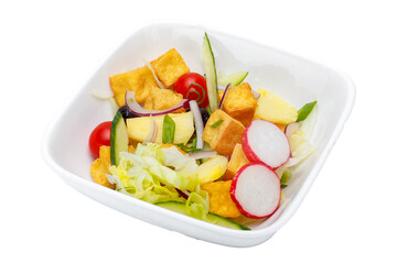 Salad with radish, cucumber, radish, onion and cheese