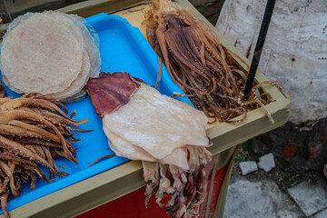 Grilled dried squid.
