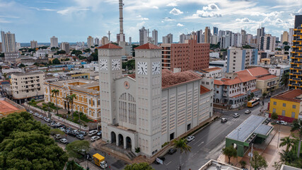Cuiabá Matriz centro da capital do Mato Grosso com vista central da prefeitura de Cuiabá e Basilica Bom Jesus - obrazy, fototapety, plakaty