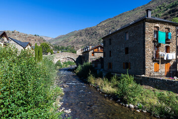 Fototapeta na wymiar Rustic village of Esterri Aneu, Lleida, Catalonia, Spain
