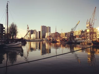 Fototapeten Dawn at Maritime museum in Rotterdam, Netherlands © JoseJ81