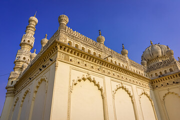 Obraz premium Mausoleum of Hyder Ali and Tipoo Sultan, The Gumbaz was raised by Tipu Sultan in 1782-84 at Srirangapatana to serve as a mausoleum for his father and mother. Persian style Architecture.