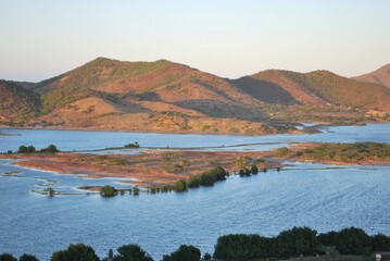 El agua,el mar como elemento comunicante en nuestro ambiente.