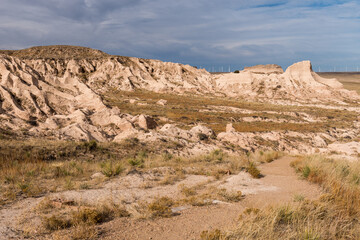 Fototapeta premium West and East Pawnee Butte on the Pawnee National Grassland in Northeastern Colorado. A two mile hiking trail winds through the Pawnee Buttes Grassland. 
