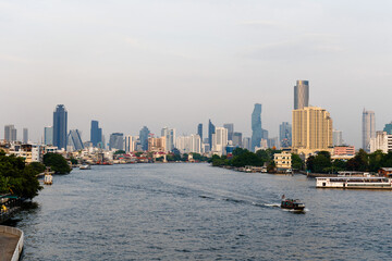 Fototapeta premium View of the Chao Phraya River and Bangkok City