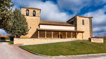 Medieval stone monastery in the town near the city of Aranda de Duero, Burgos. - obrazy, fototapety, plakaty