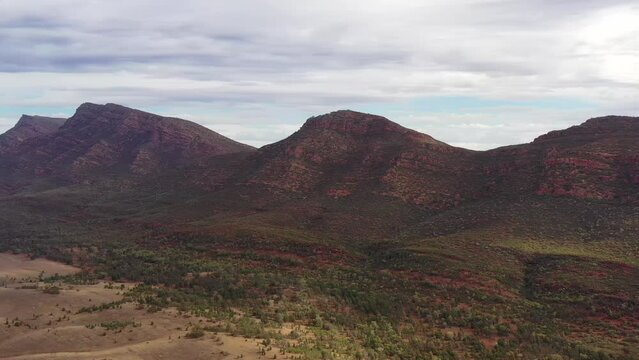 Aerial panorama of Wilpena Pound at the Gap and resort in South Australia as 4k.
