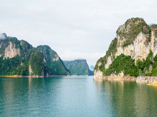 Fototapeta premium Scenery of Ratchaprapha Dam