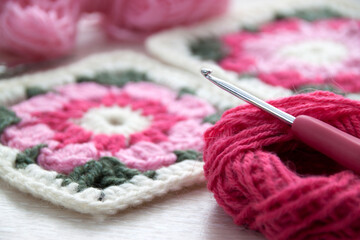 Crochet hook for knitted