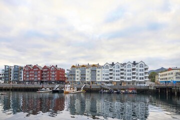 Fototapeta na wymiar Evening in Svolvær harbour, Lofoten, Norway