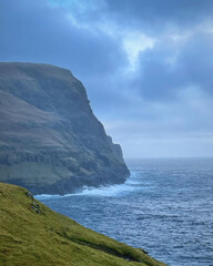 Färöer Inseln, Dorf Tjornuvik, Fossa Wasserfall, Faroe Islands, Landschaften, Landscapes,...