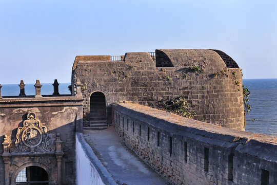 The images of Diu fort built in 16th century by Portuguese at the eastern. The old lighthouse on the famous tourist spot of fort diu. built by Portuguese, located in Daman and Diu, India