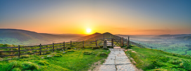 The Great Ridge at sunrise in the English Peak District - 779295463