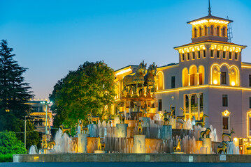 Night view of Colchis Fountain in Kutaisi, Georgia - obrazy, fototapety, plakaty