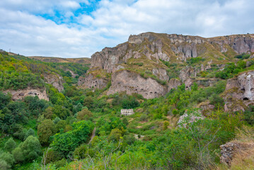 Fototapeta na wymiar Old Khndzoresk abandoned cave town in Armenia