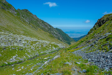Fototapeta premium Valley leading to Balea lake in Romania