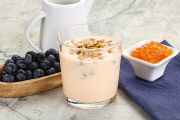 Yoghurt with granola and blueberry