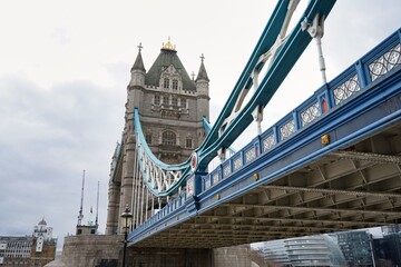 Fototapeta na wymiar Artistic portrait of the famous Tower Bridge in the City of London, United Kingdom 