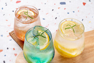 Chicken breast, salad, pizza, gorgonzola, margarita, club, sandwich, sole, waffle, croissant, potato, fried, ade, grapefruit, lemon, blueberry, latte, americano, chocolate, handmade