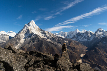 Paonramic view of the Ama Dablam peak from the Tangboche viewpoint at 5000m in the Himalaya in Nepal in winter
