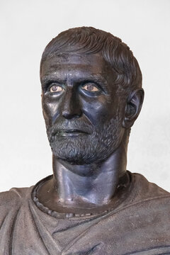 ブルータス胸像」の写真素材 | 76件の無料イラスト画像 | Adobe Stock