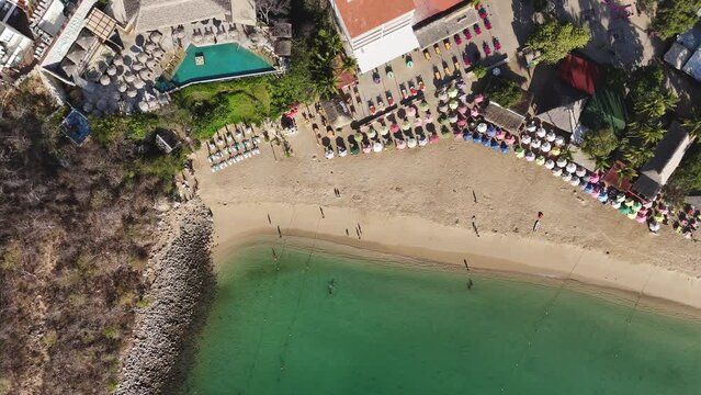 Huatulco, Oaxaca: Bahía de Santa Cruz, a tourist spot in the Mexican Pacific