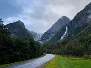 Rolgordijnen Road in Briksdal glacier valley in south Norway. Europe © Alberto Gonzalez 