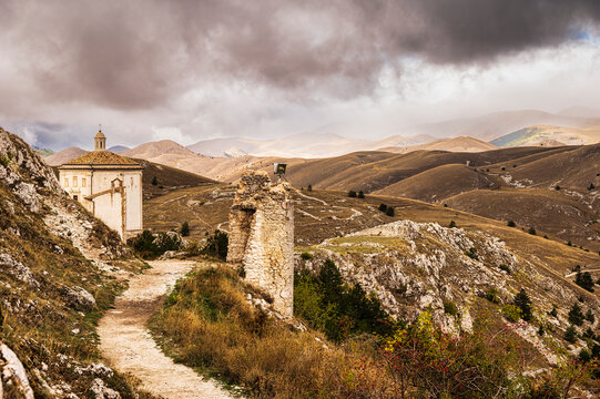 view of the Castle of Rocca Calascio inside the Parco Nazionale del Gran Sasso e Monti della Laga, L'Aquila, Italy