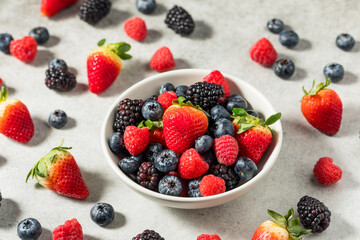 Organic Raw Mixed Berries - 779822278