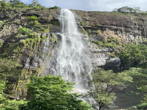 Bambarakanda Waterfalls - The tallest waterfall in Sri Lanka
